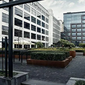 https://inntel-hotels-art-eindhoven-5611-bj.valkenburgaandegeul-hotels.com